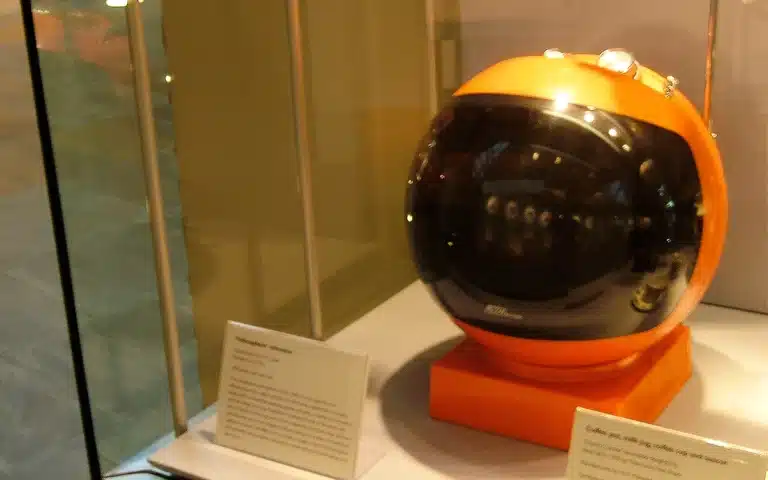 jvc videosphere space helmet tv CRT