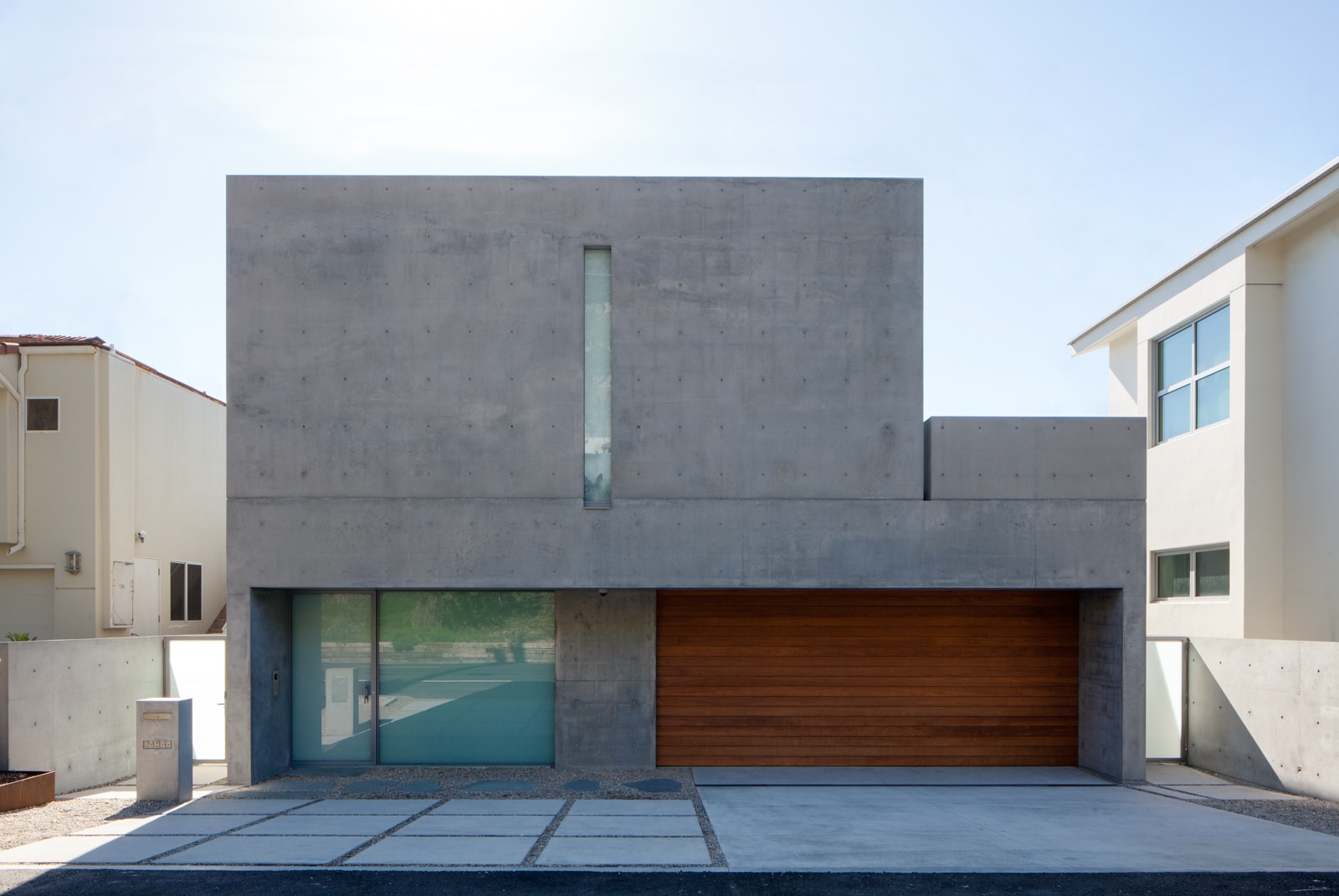 Kanye West Selling 53m Malibu Mansion For Bizarre Reason