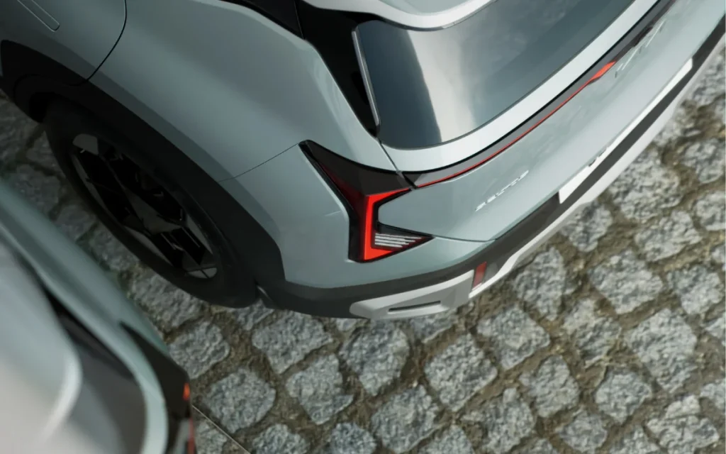 Kia has released first-glimpse teaser images of the second-generation Seltos SUV, and it's been given a bold redesign