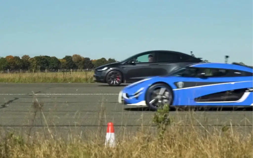 $4.5 million hypercar Koenigsegg Agera RST vs Tesla Model X Plaid produced the most mystifying results we've seen