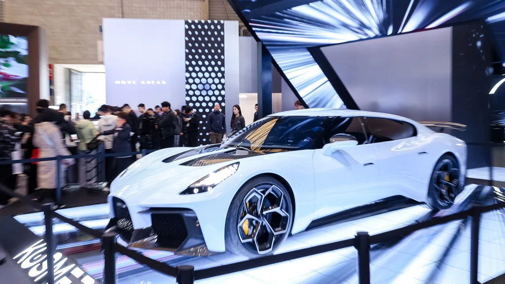 Kosmera revealed its Star Matrix AI hypercar in a new color at AWE Shanghai, and the futuristic AI race engineer concept is drawing huge attention