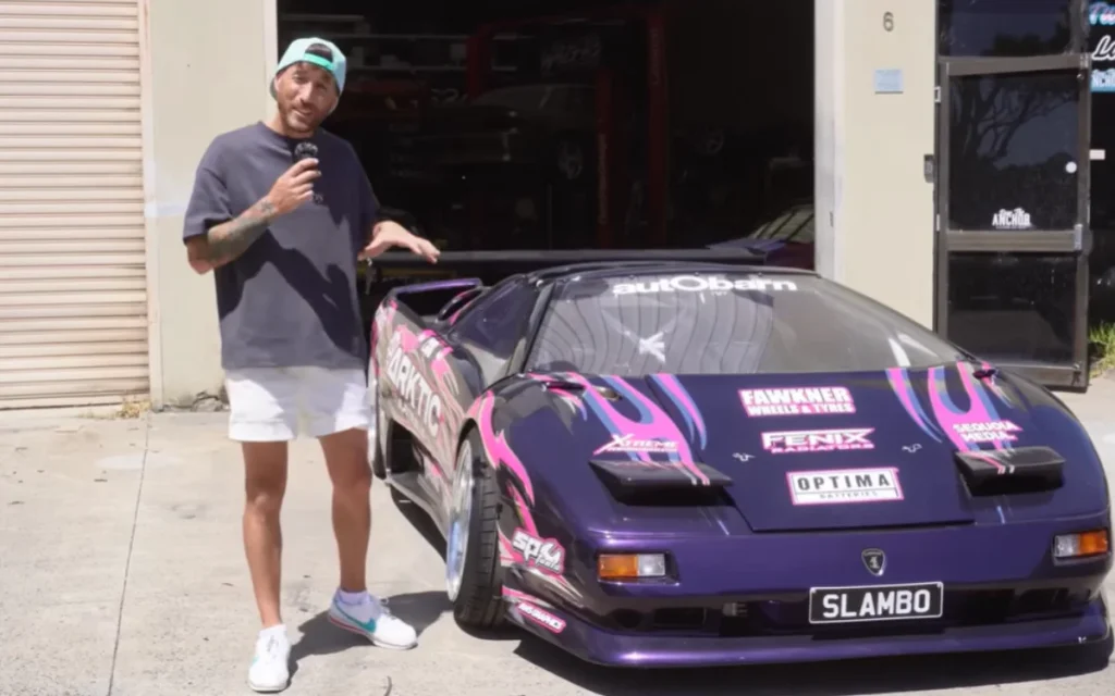 Man takes his fake Lamborghini to a real supercar meet to see if anyone notices