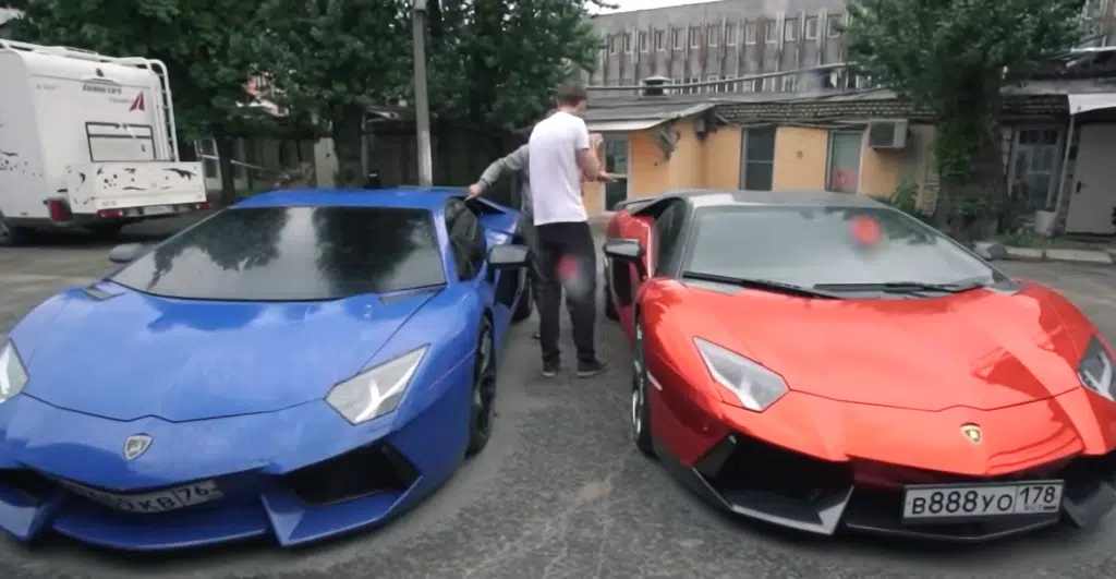 Only experts would be able to tell the difference between real Lamborghini Aventador and DIY replica