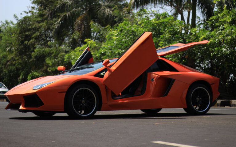 Lamborghini Aventador replica