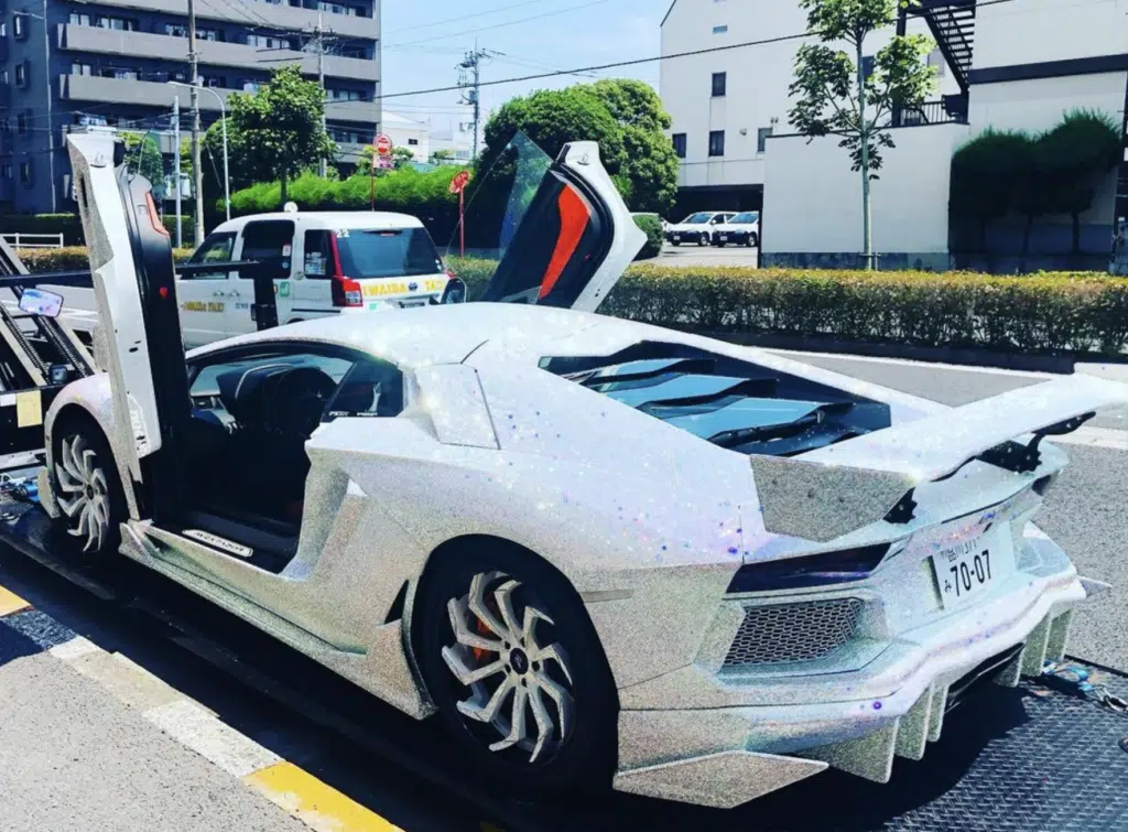 Customizer transforms 7-figure Lamborghini by covering it in 1,350,000 Swarovski crystals