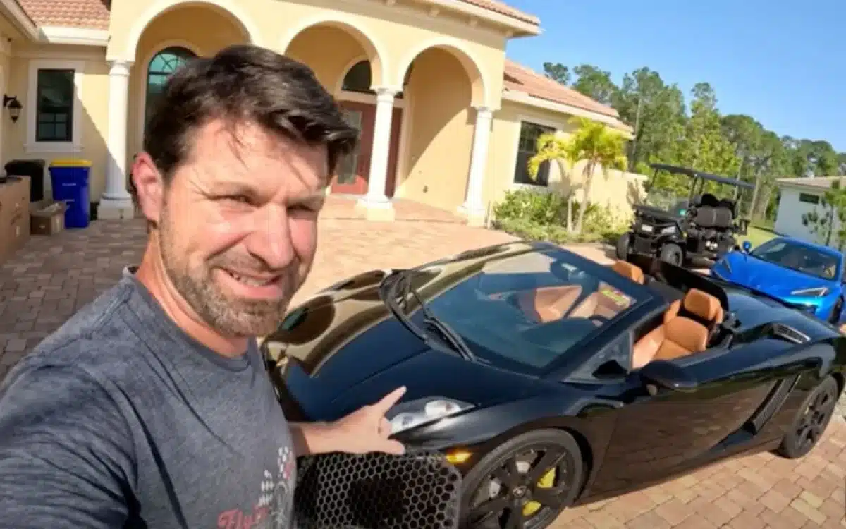 Florida man finds hidden damage on 2006 Lamborghini, and is pumped after fixing it for peanuts vs dealer prices