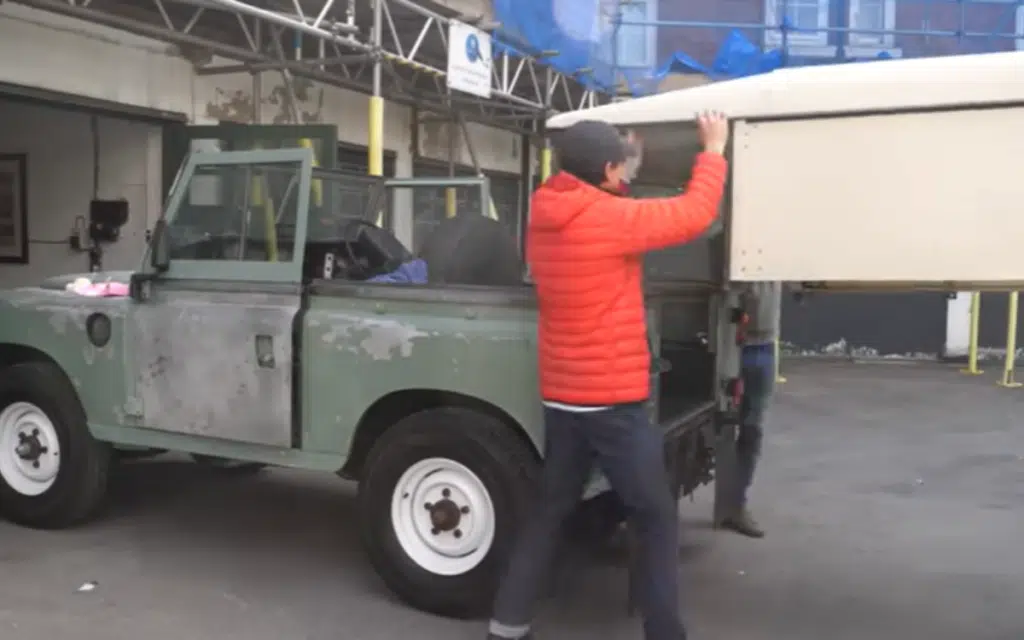 1970s Land Rover stopped working and these guys try and fix it with zero mechanical experience