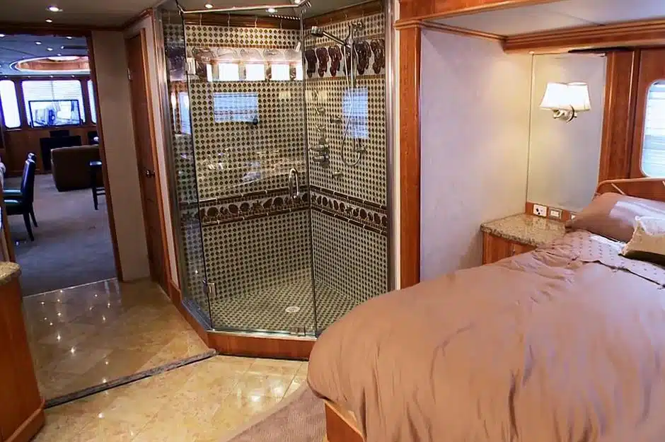 Leonardo DiCaprio's $1.5 million RV is like a five-star resort on wheels, it rivals Will Smith's