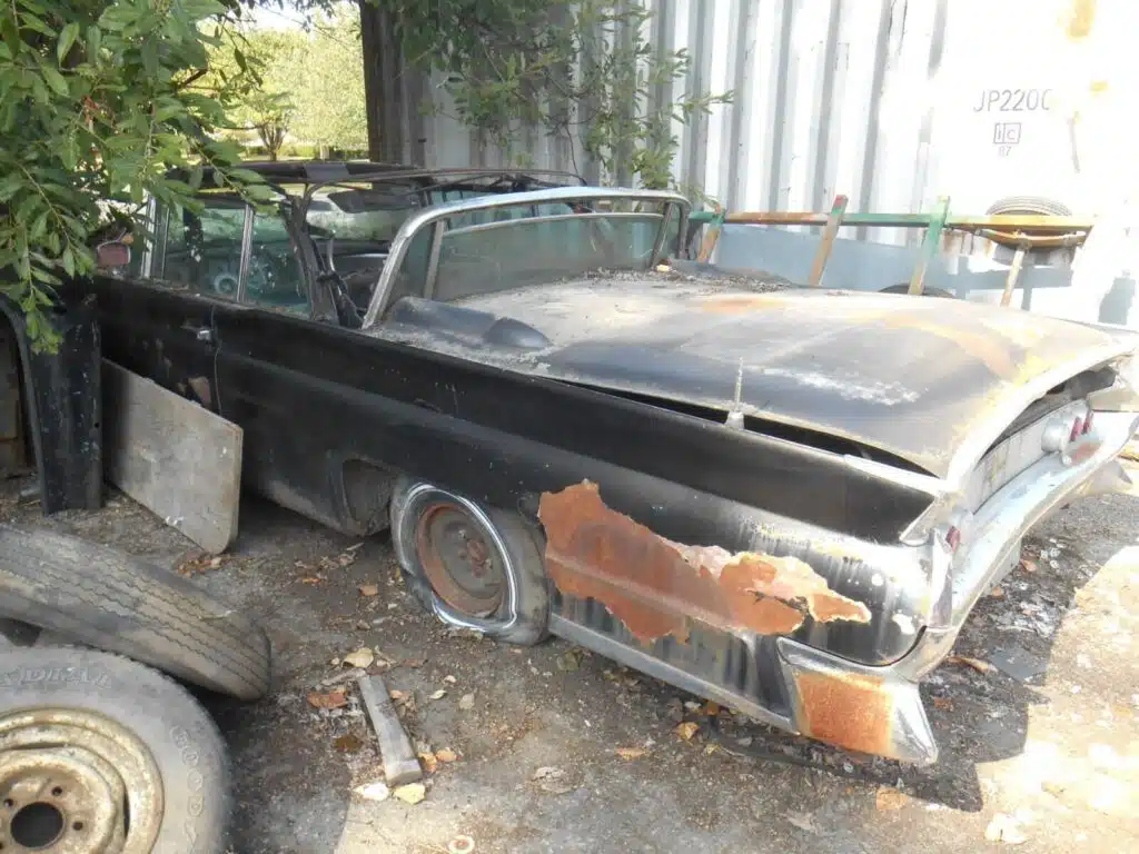 Trio of abandoned 1958 Lincoln Continentals where the unbelievable surprise is what you'll find under the hood