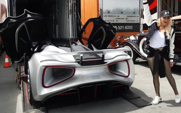 Supercar Blondie pulls back the covers to reveal the world's most powerful production car