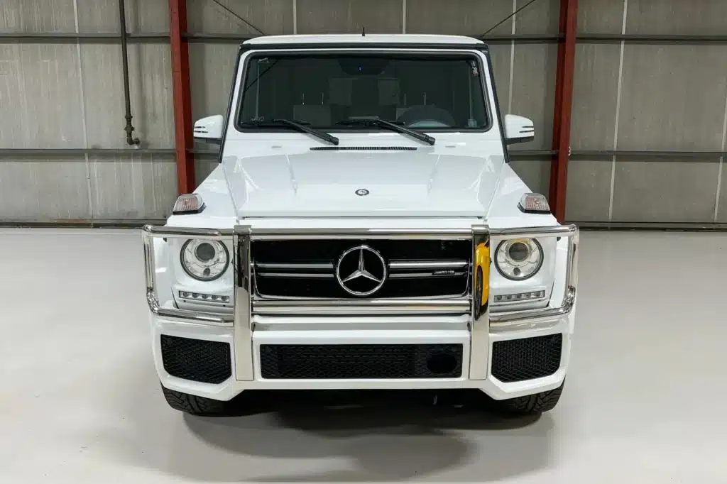 Man selling G-Wagen accidentally bids on his own car and wins auction