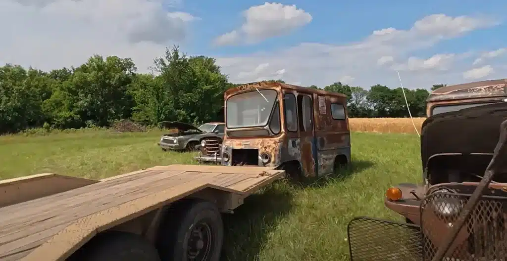 Man who spent years searching for rare Jeep Fleetvan stoked to discover one in old American junkyard