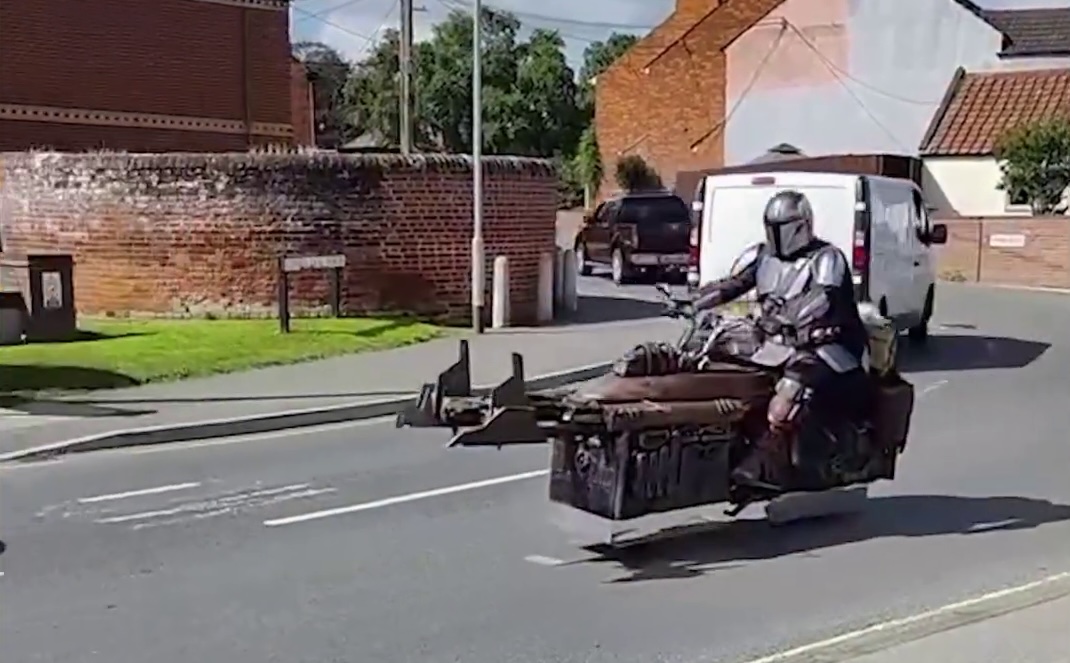 Man brings The Mandalorian and Grogu into reality with an incredible speeder bike build that appears to hover off the ground