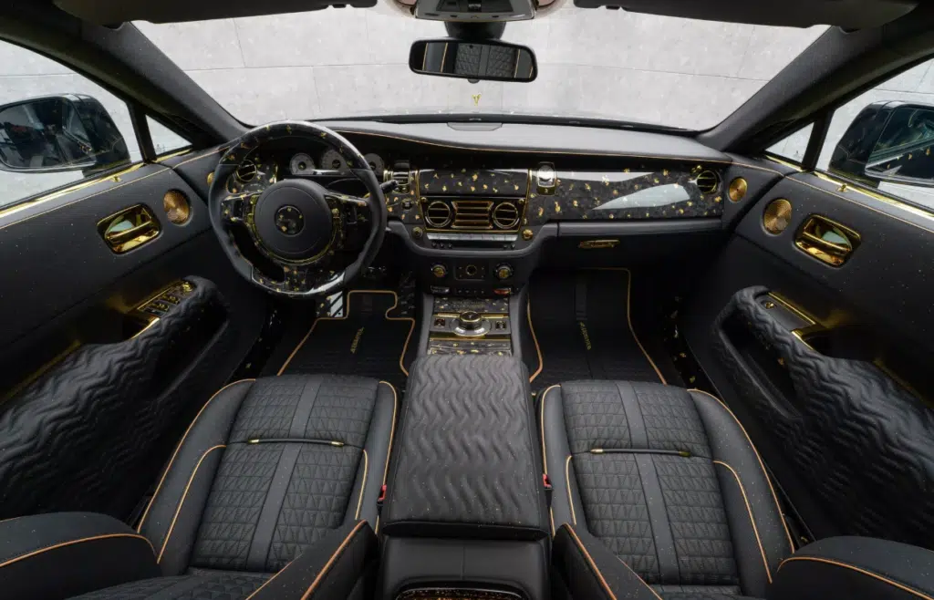 New Mansory Rolls-Royce Wraith looks like a billionaire spilled gold on it