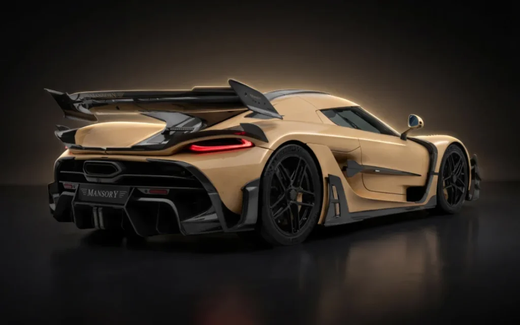 Mansory has given the Koenigsegg Jesko a carbon-fiber makeover, and it manages to make the already beautiful supercar into something a whole lot bolder