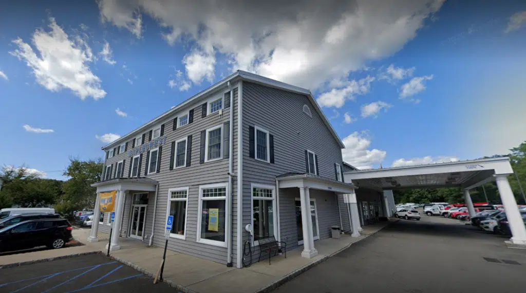 Wealthy town in New Jersey where car dealerships blend in like they're houses