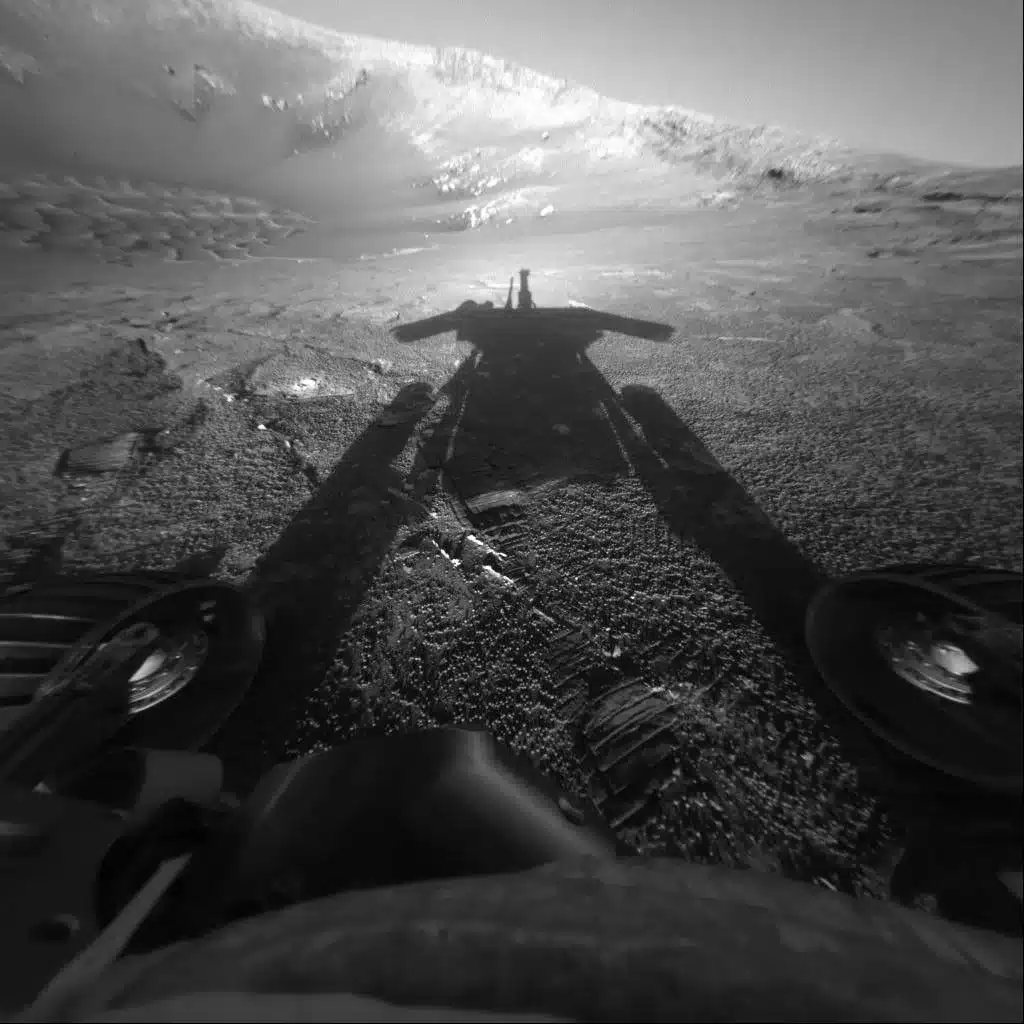 The NASA Opportunity Rover shared a final message before it bowed out after 15 years on Mars, and it’s surprisingly moving.