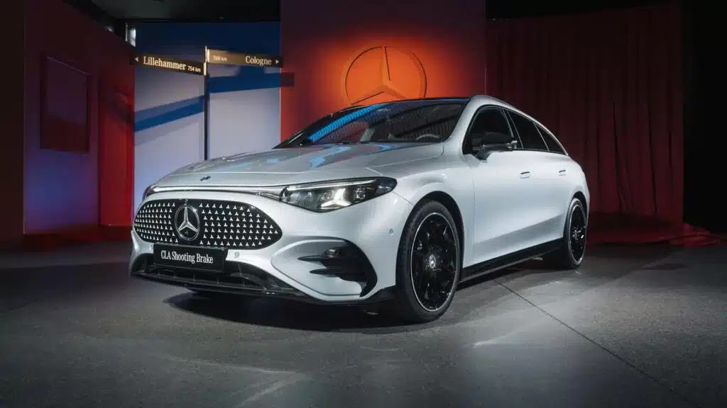 New Mercedes CLA Wagon is electric and has a panoramic roof with 158 stars