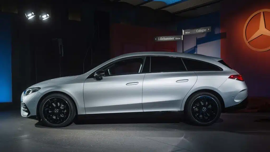 New Mercedes CLA Wagon is electric and has a panoramic roof with 158 stars