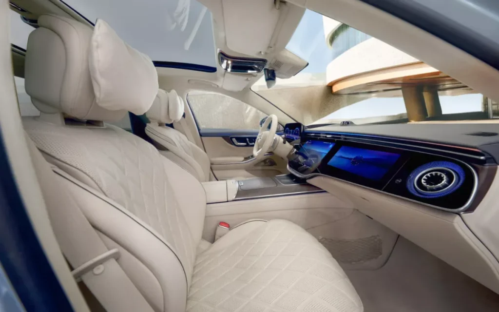 Mercedes-Benz has filed a new patent for a futuristic headrest that would massage your scalp while you drive - what a time to be alive