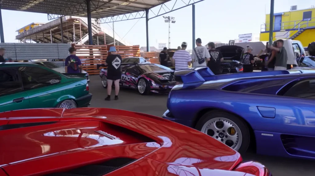 Man takes his fake Lamborghini to a real supercar meet to see if anyone notices