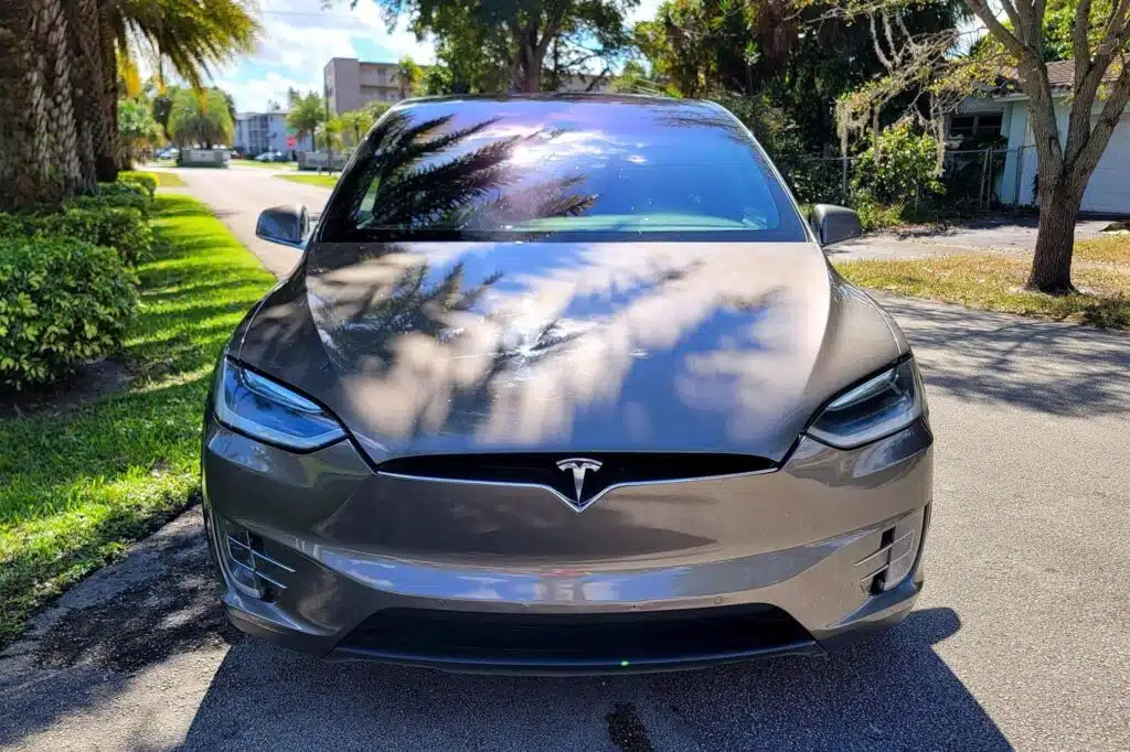 Florida man bought Tesla Model X brand new in 2016, only put 46,000 miles on it and has decided to let it go cheap