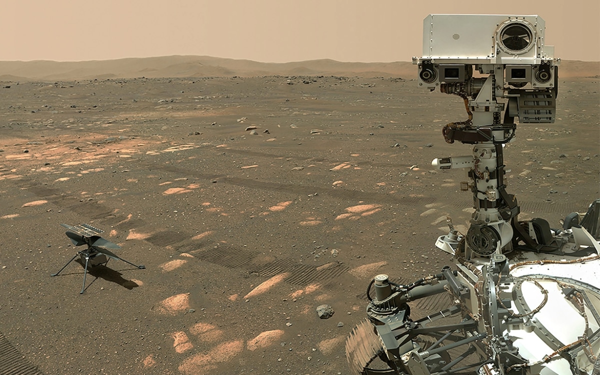 NASA's car-sized rover makes startling discovery on Mars