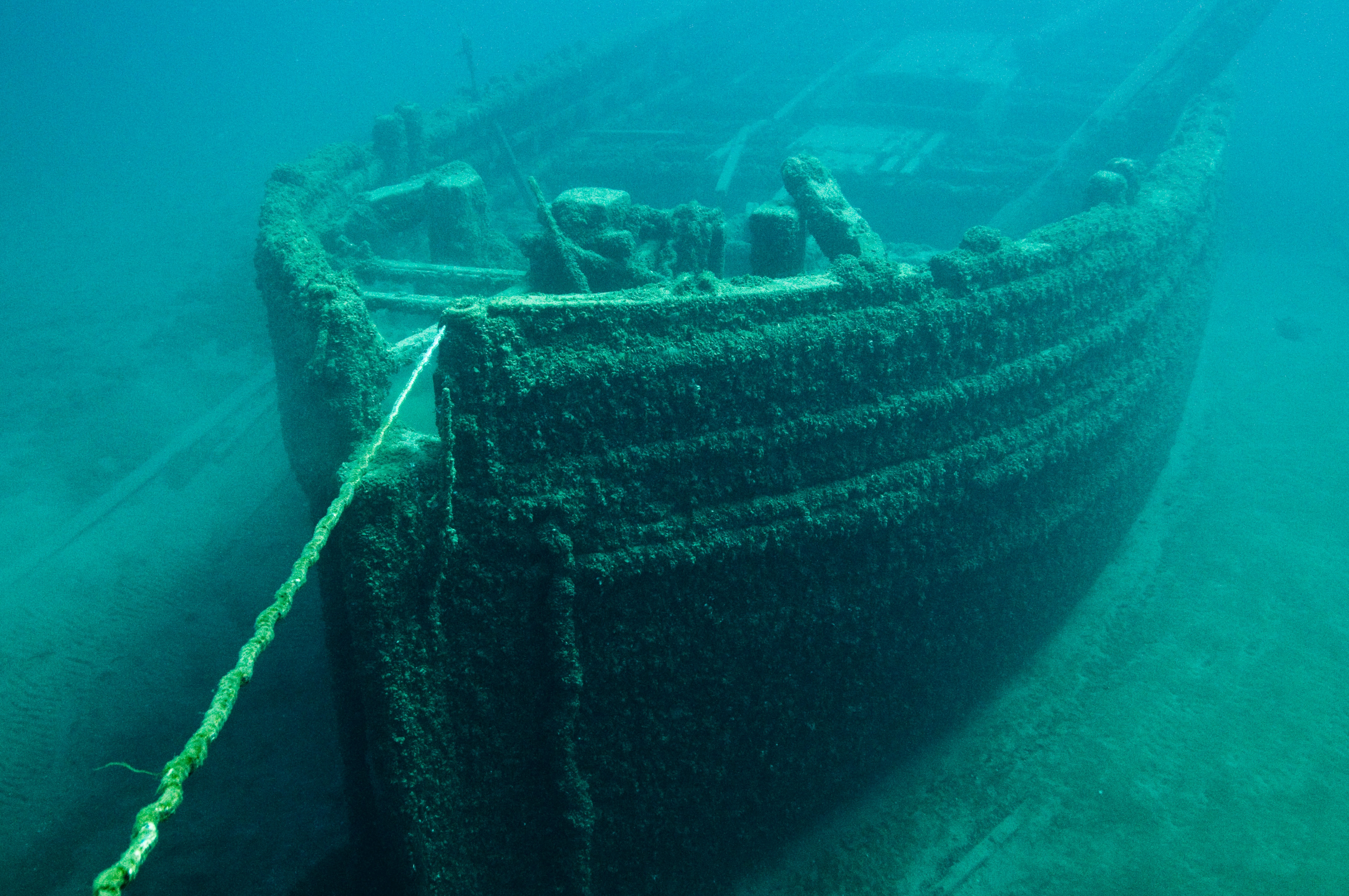 Картинки бермудского треугольника. Затонувший Батискаф у Титаника. Затонувший Титаник 2022. Затонувший Титаник 2020. Экспедиция к Титанику 2023.