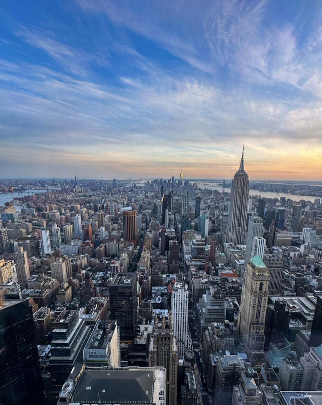 Floyd Mayweather boasts about owning nine skyscrapers