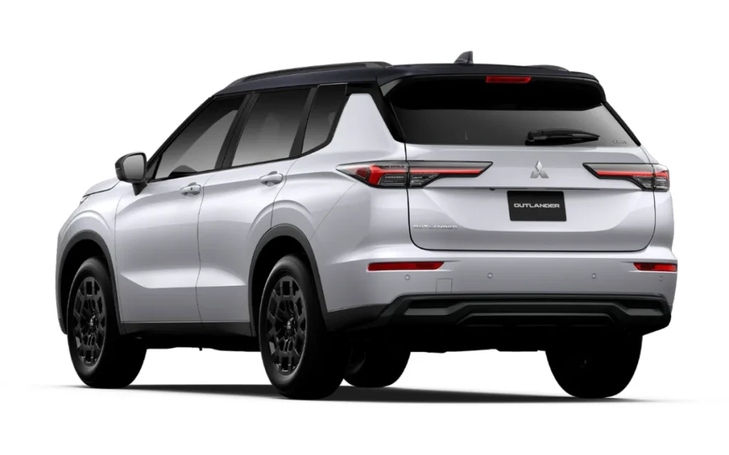 Despite the name, Mitsubishi’s new Outlander LS Black Edition is actually available in White Diamond, and it looks incredible