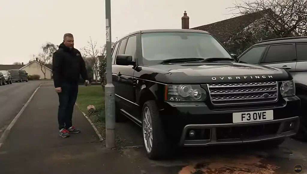 Guy thinks he's got a bargain paying $4,500 for an Overfinch Range Rover but when he gets it is certain it's fake