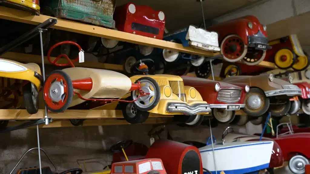 london secret car collection cave