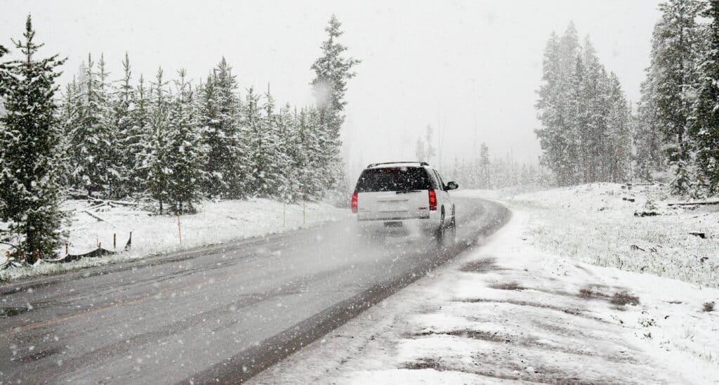 You can be fined for having snow on your car in these states