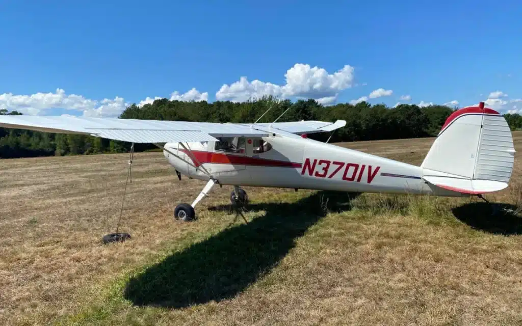 A pilot flew into a Massachusetts airport and found iconic planes abandoned, rusting, and slowly rotting away, including multiple Cessna 150 models