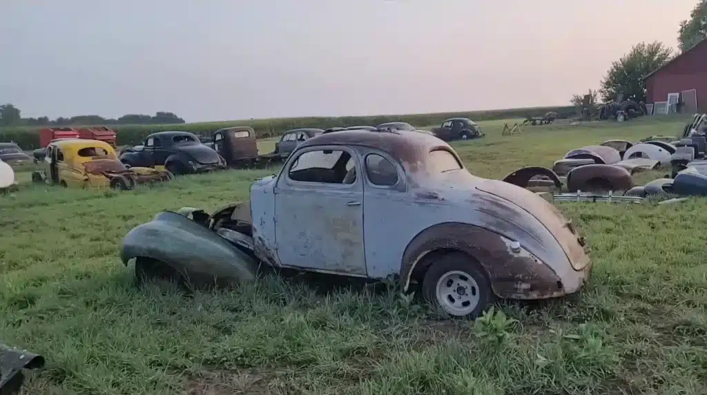 vintage cars barn find illinois