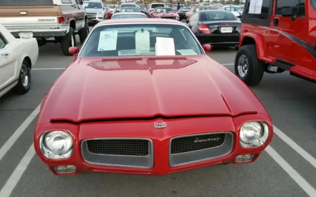 A single-owner 1970 Pontiac Firebird Esprit with 16,000 miles and full paperwork just sold for $25,000, proving provenance still drives value