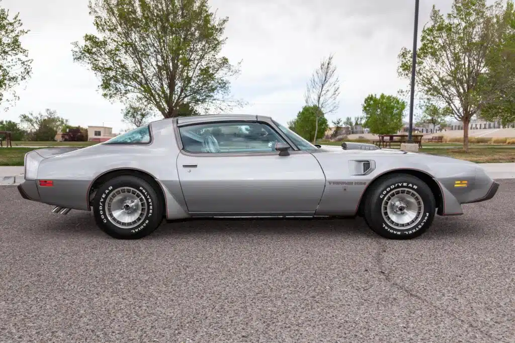 New Mexico man selling mom's Pontiac Firebird, she barely drove it in 41 years and wants it gone