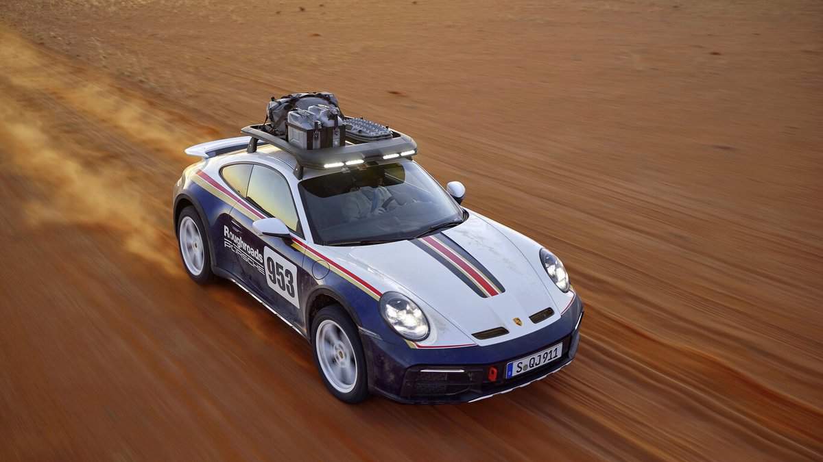 Porsche 911 Dakar unveiled at the 2022 LA Auto Show