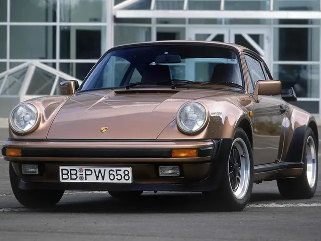 Matt LeBlanc's car collection: 1987 930 (911) Turbo