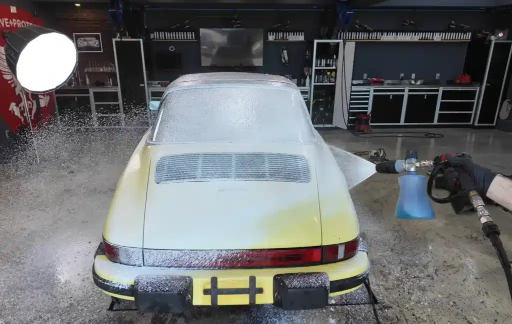 abandoned 1977 Porsche 911 Targa gets first wash in 20 years