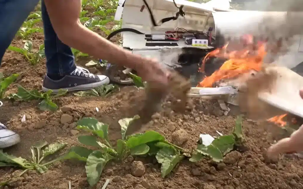 An American builder’s hand-crafted RC Boeing 787 took off flawlessly, but minutes later a wingtip stall sent it crashing in flames