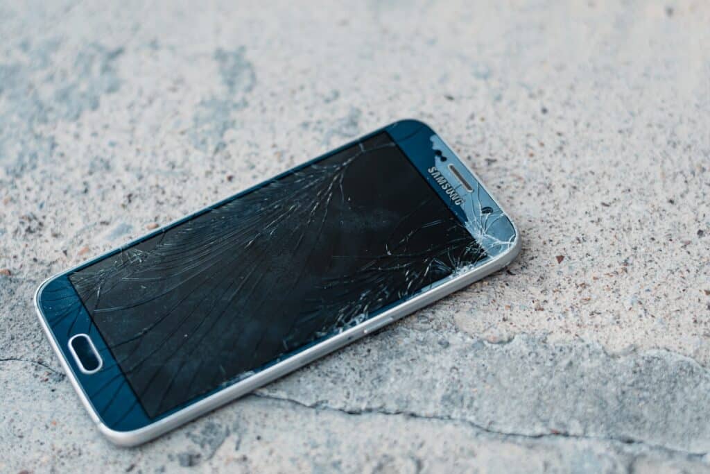 The reason the iPhone that fell 16,000ft from Alaska Airlines flight didn't crack