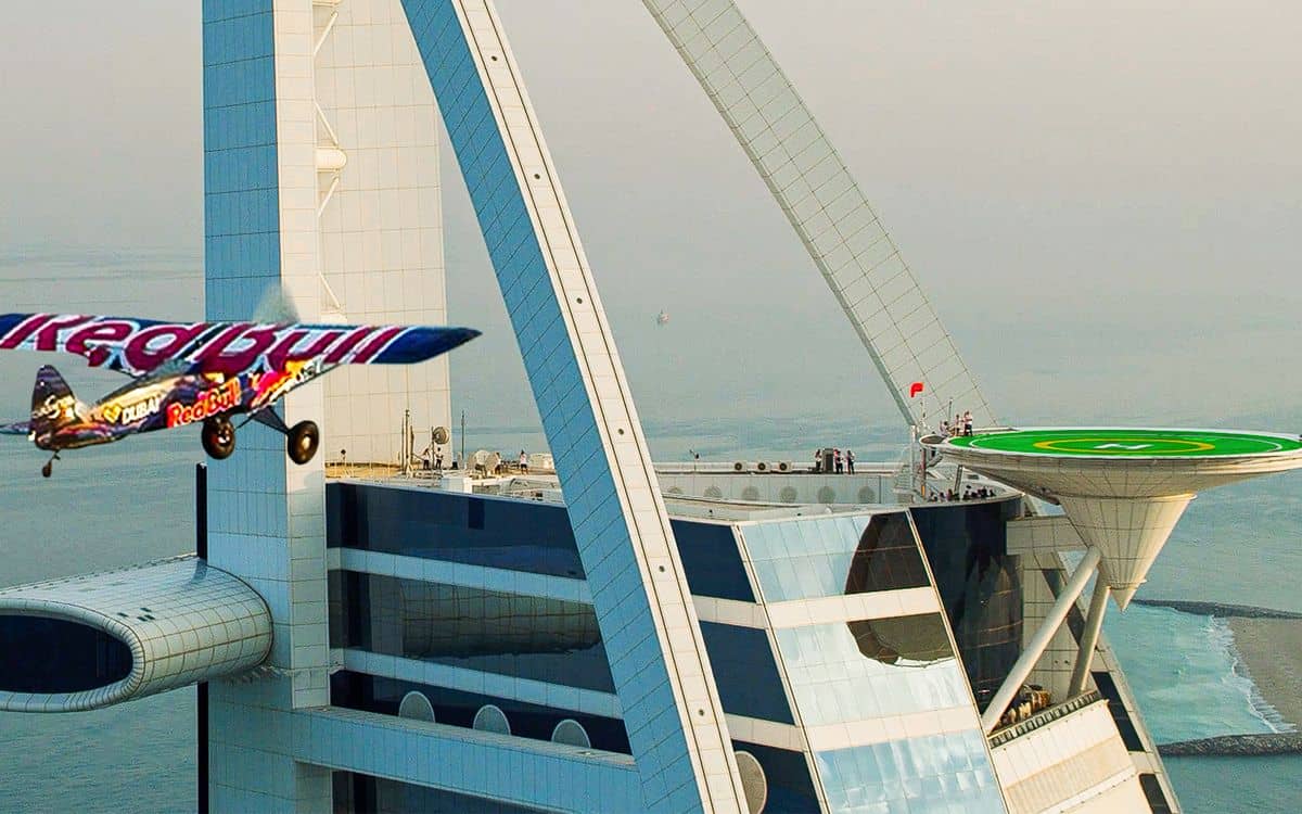 Red Bull plane comes in to land on the Burj Al Arab