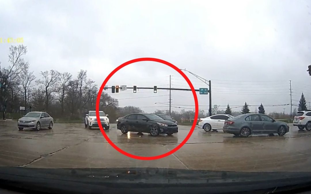Who is in the wrong? Dashcam video sparks intense debate about annoying road act
