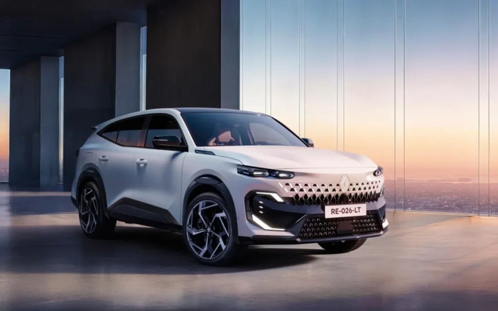 The new Renault Filante looks electric but skips the plug entirely, using a self-charging hybrid setup to anchor the brand’s premium global push