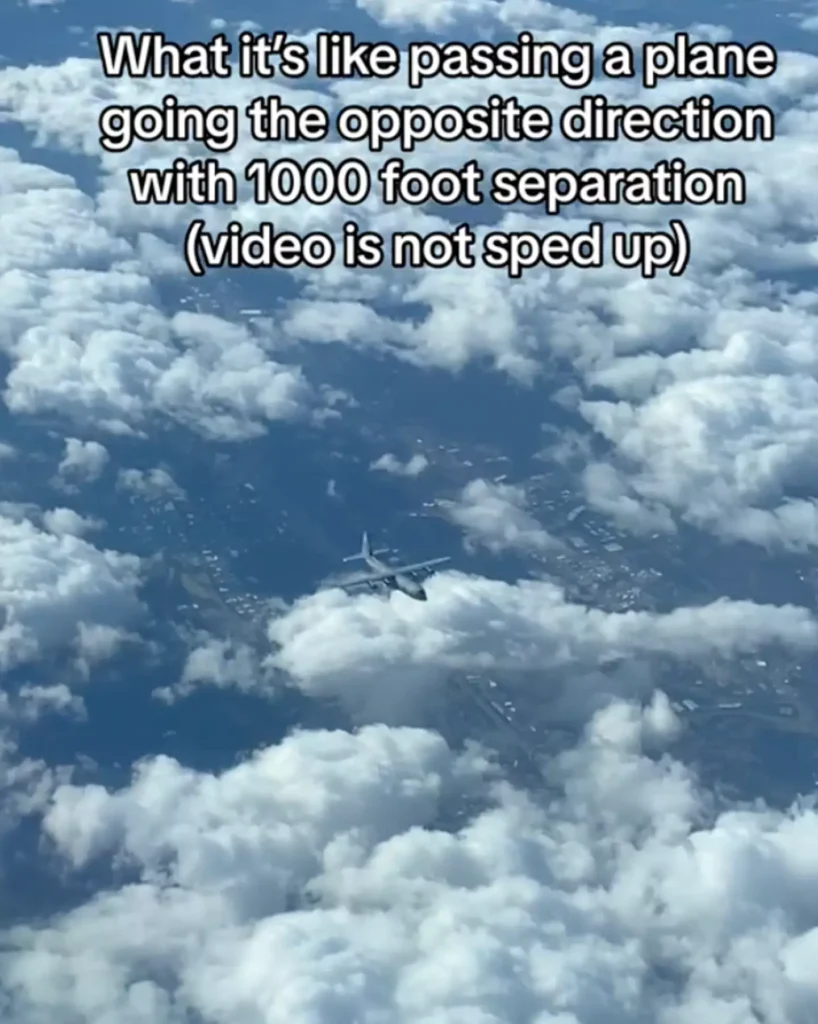 Mesmerizing video of planes crossing shows the blistering pace at which they fly