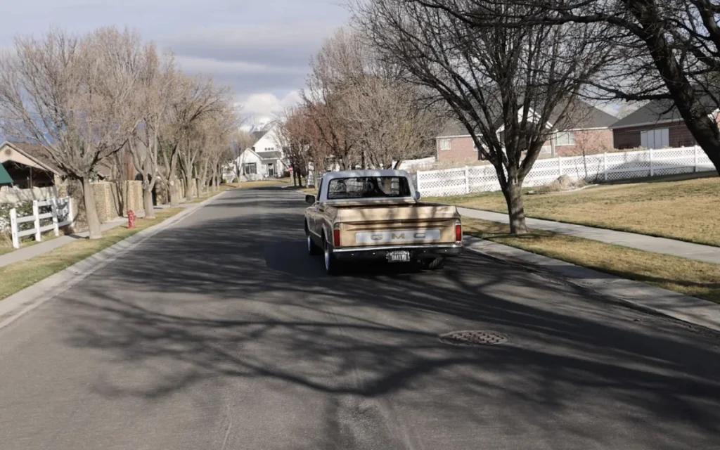Young Utah man restores GMC truck driven by his dad and grandad then calls his mom to surprise her and her reaction is unforgettable
