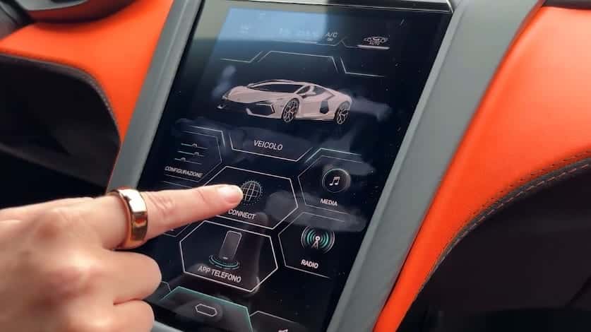 Lamborghini Revuelto touch screen