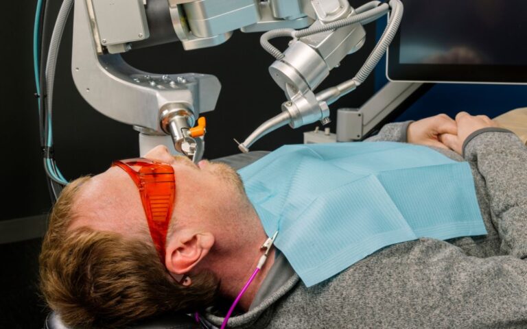 AI-powered robot performs dental procedure