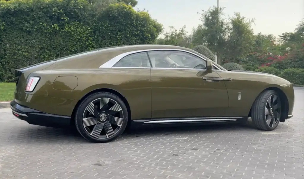 This is what the new Rolls-Royce Spectre looks like in the metal